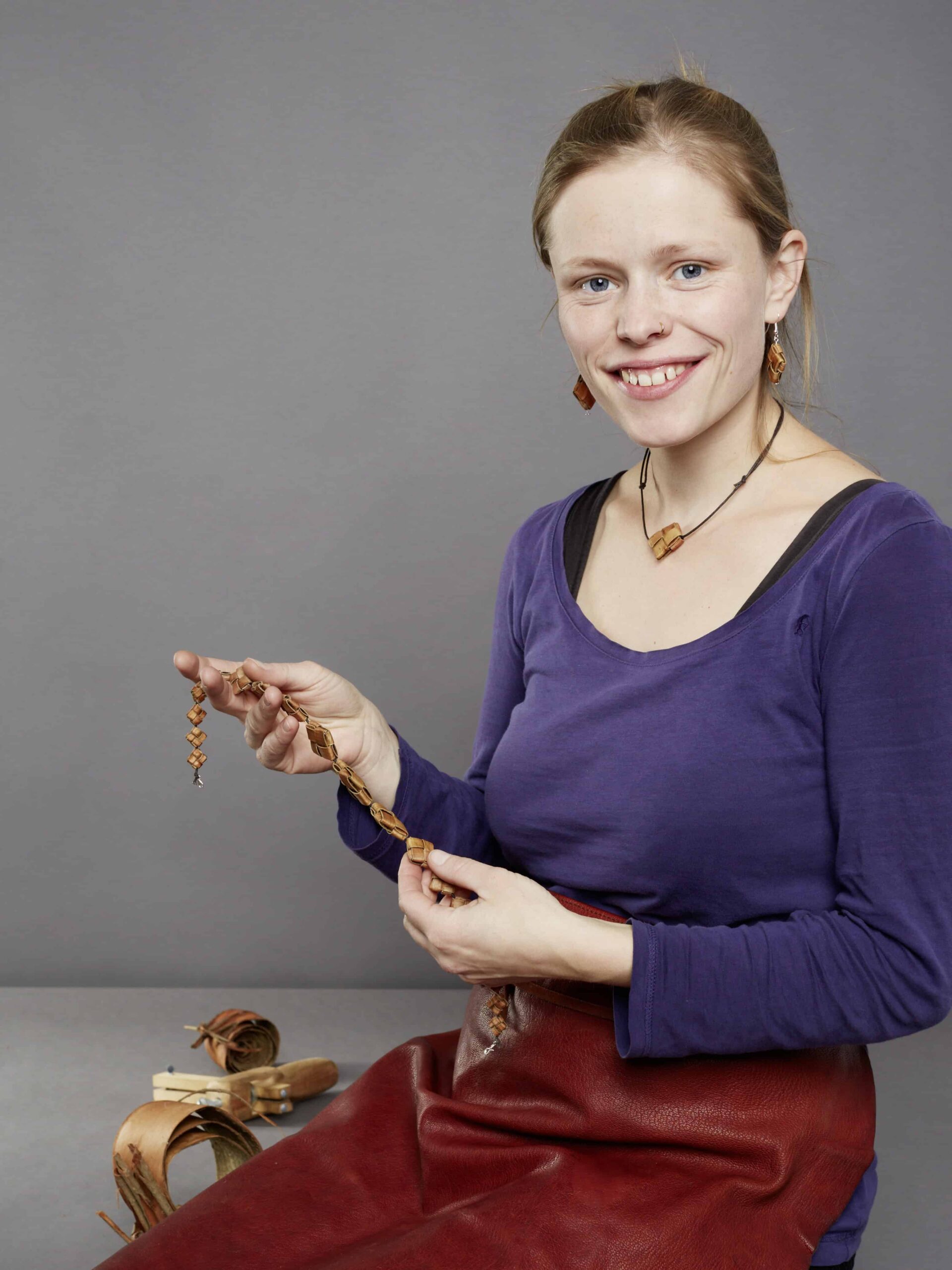 Ohrweide - Halsweide, Flechtschmuck — holz bewegt 2015