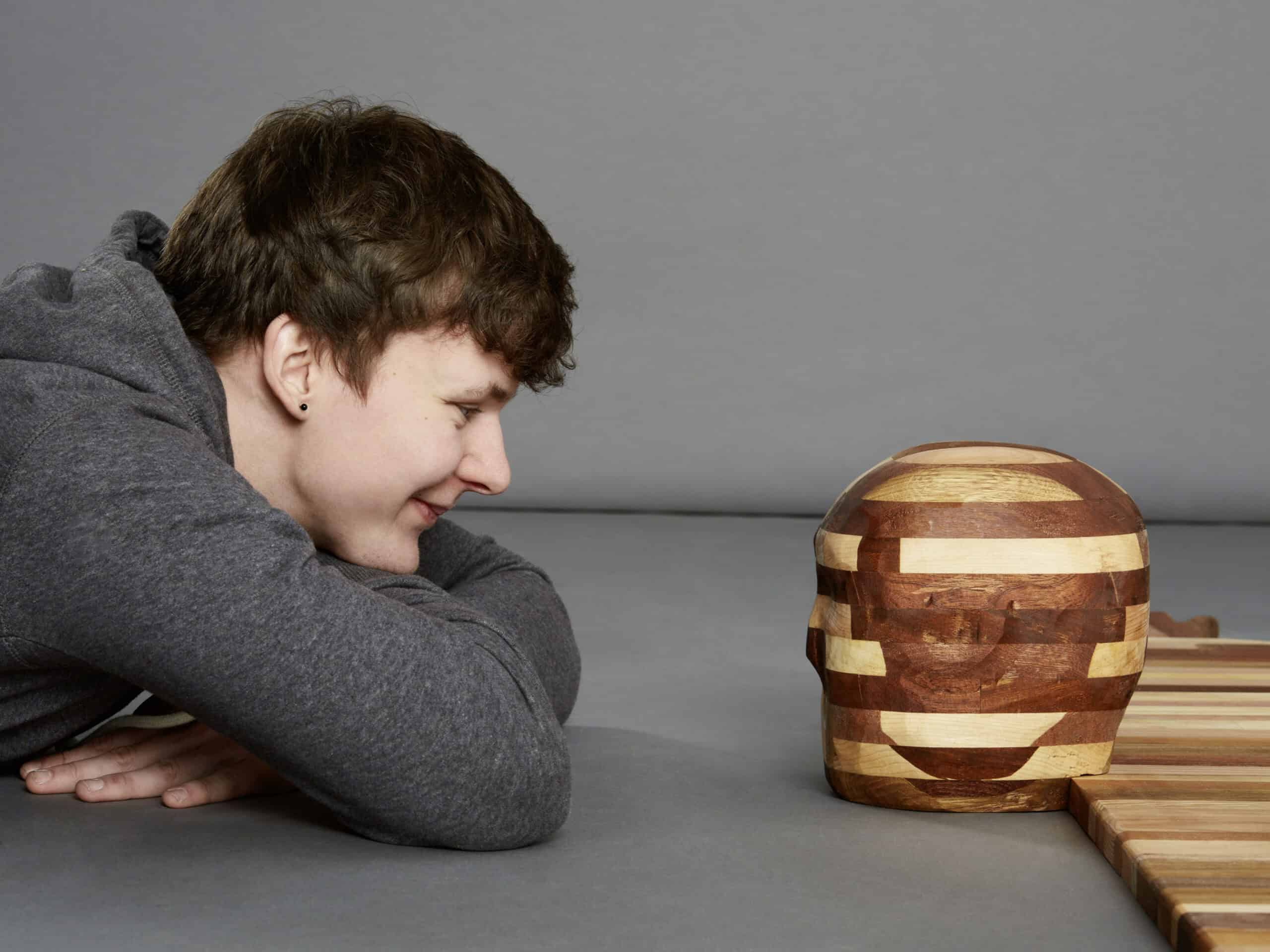 Bettvorleger, Skulptur — holz bewegt 2015