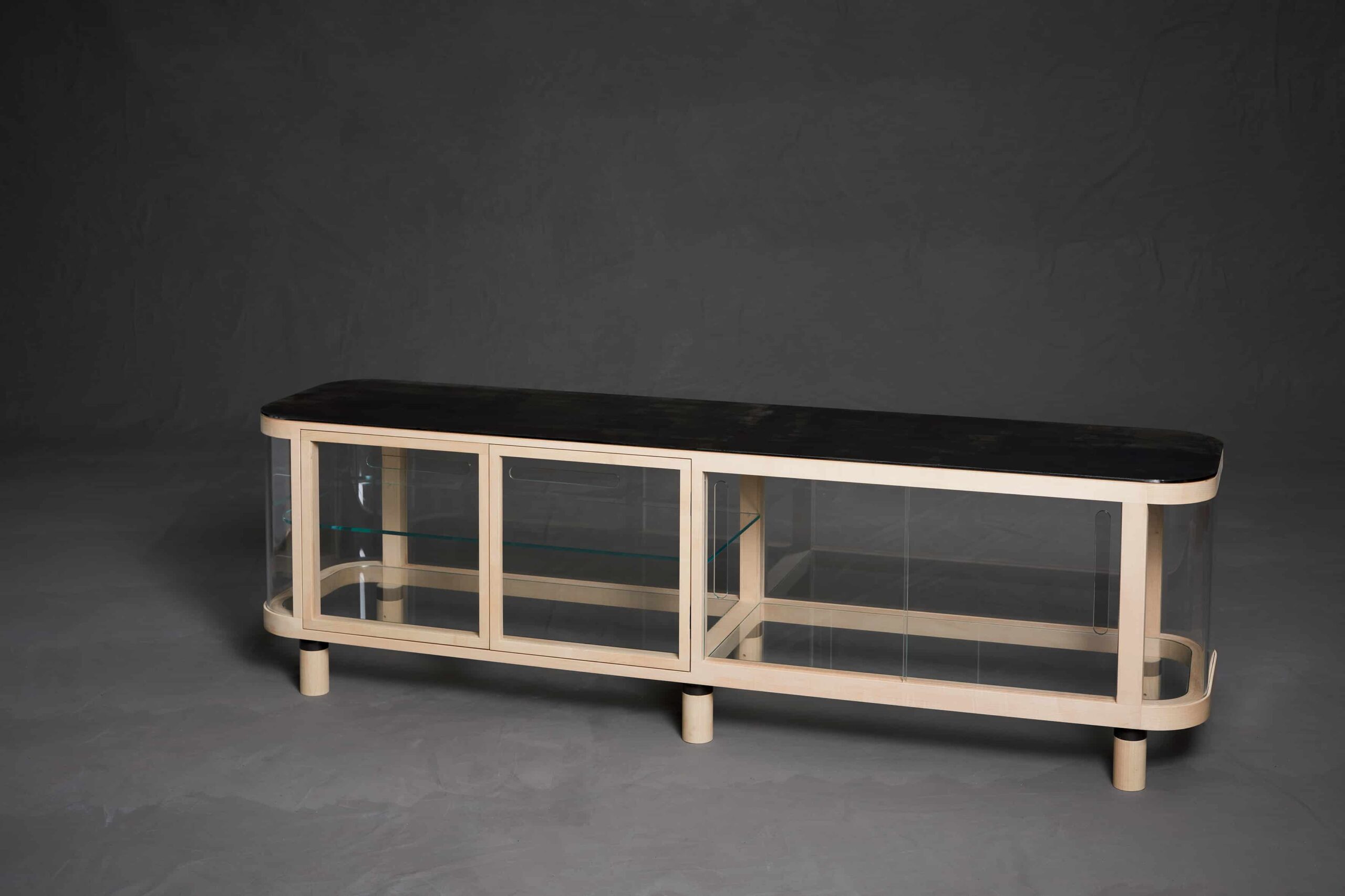 Melt, Sideboard — holz bewegt 2023