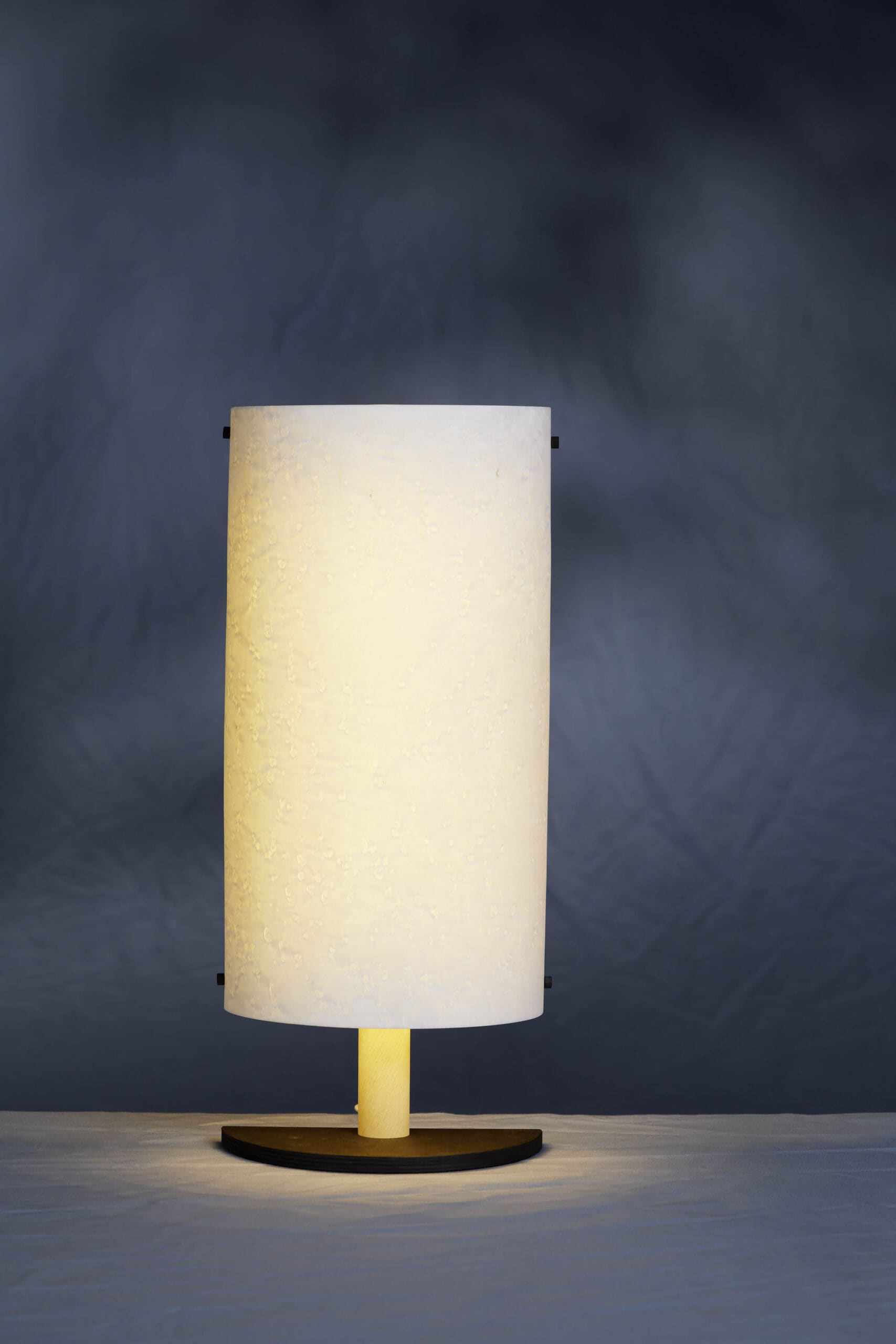 Luna Ligno, Tischleuchte — holz bewegt 2021